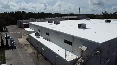 2921 S Orlando Drive Sanford FL 32773-4105