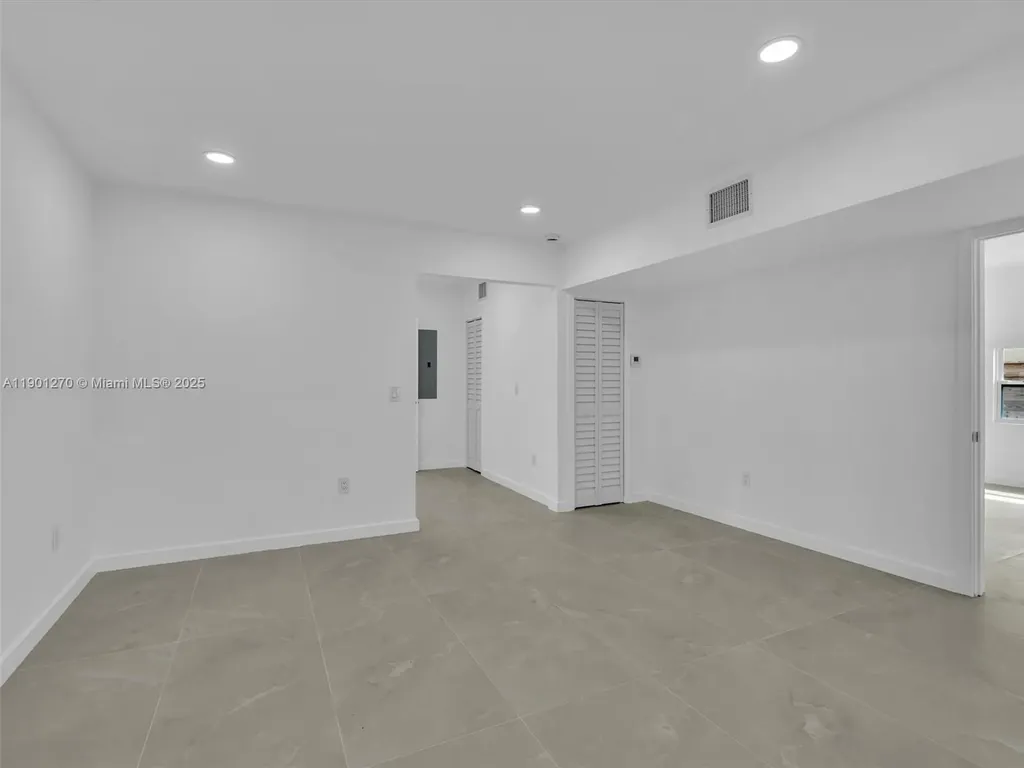 107 Central Avenue Delray Beach FL 33483