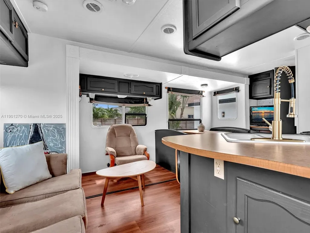 107 Central Avenue Delray Beach FL 33483