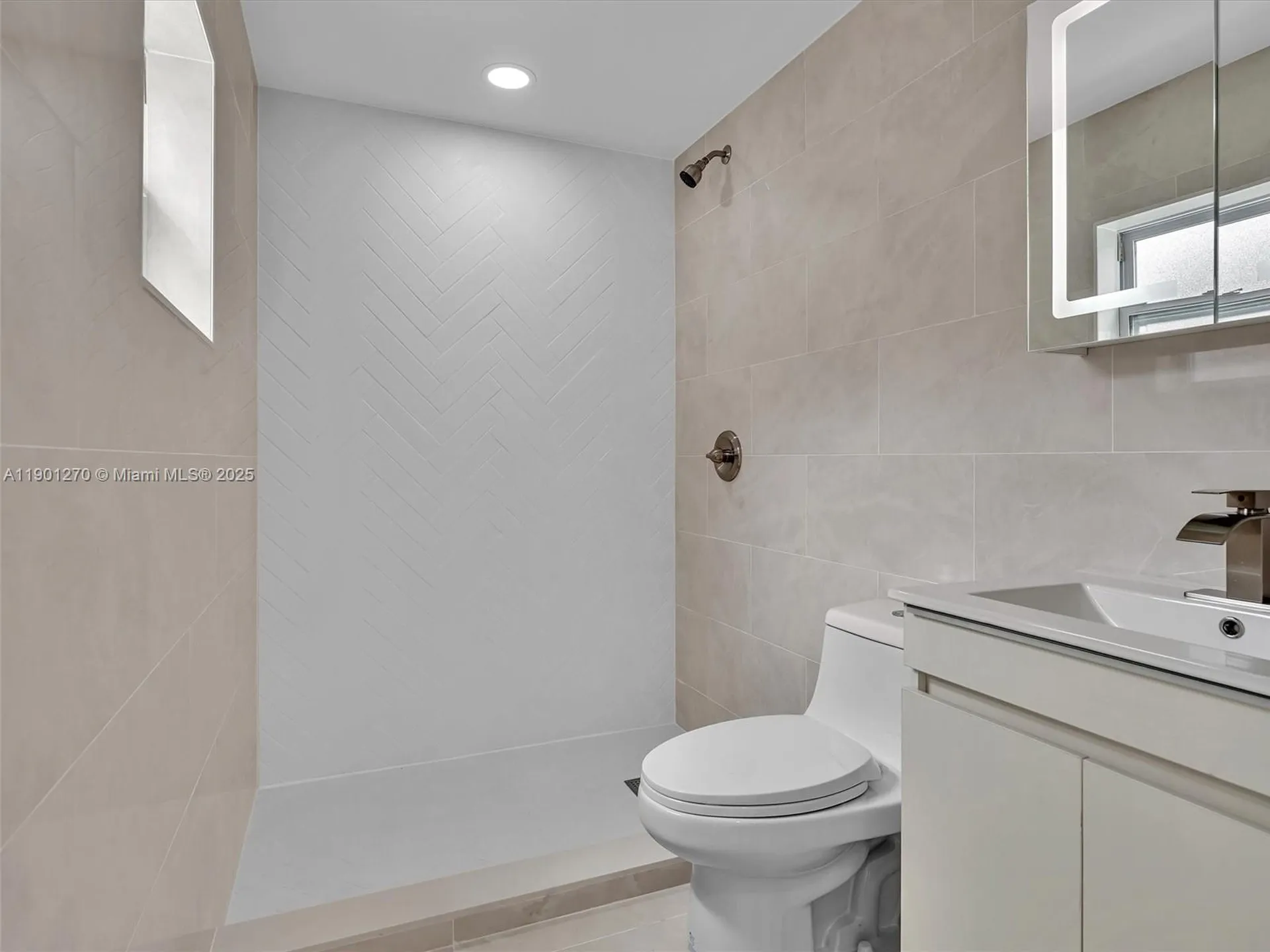 107 Central Avenue Delray Beach FL 33483