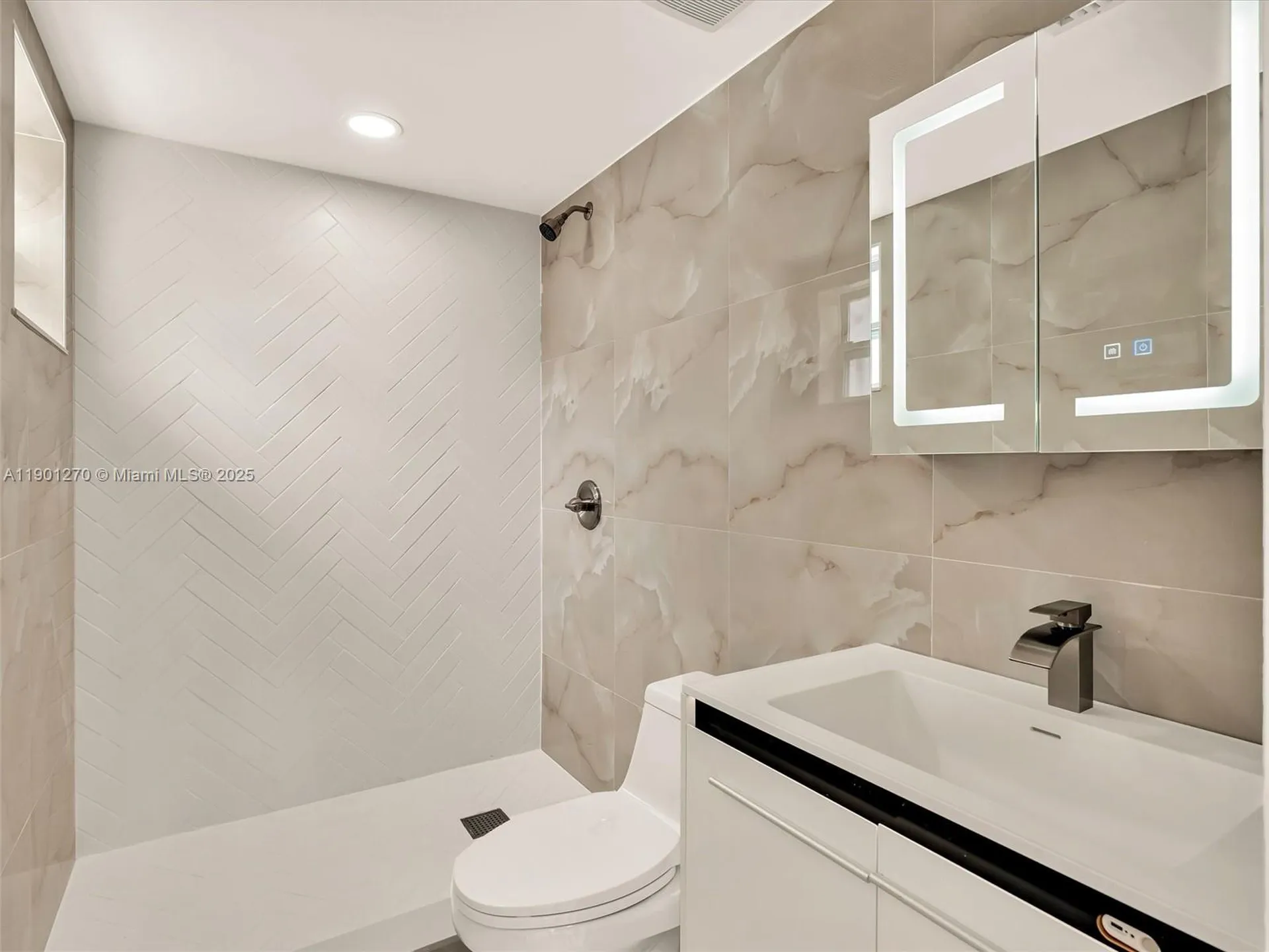 107 Central Avenue Delray Beach FL 33483