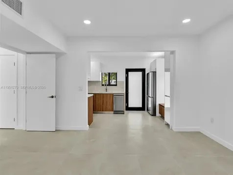 107 Central Avenue Delray Beach FL 33483