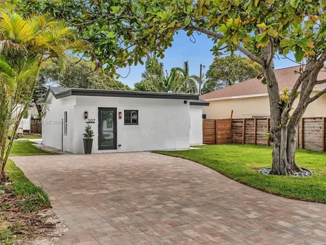 107 Central Avenue Delray Beach FL 33483