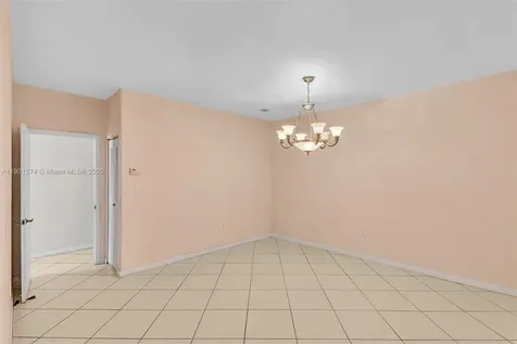 279 NW 119th Avenue Miami FL 33182