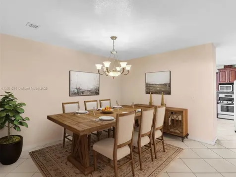 279 NW 119th Avenue Miami FL 33182
