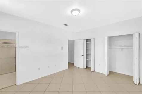 279 NW 119th Avenue Miami FL 33182