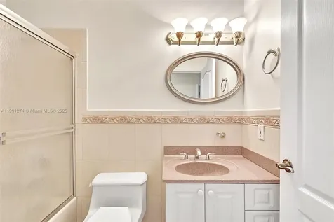 279 NW 119th Avenue Miami FL 33182