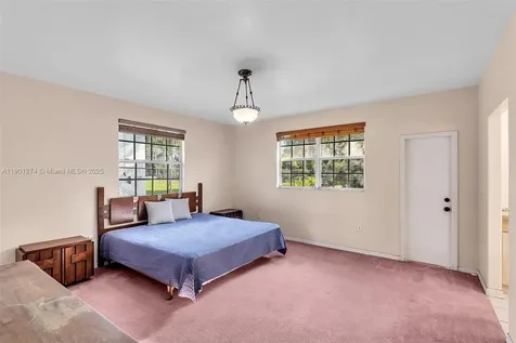279 NW 119th Avenue Miami FL 33182