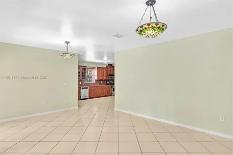 279 NW 119th Avenue Miami FL 33182