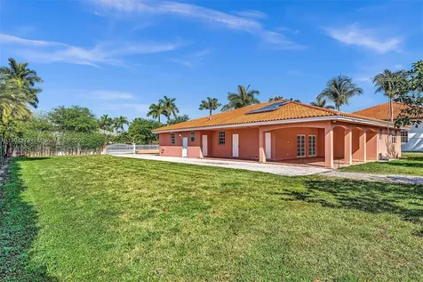 279 NW 119th Avenue Miami FL 33182