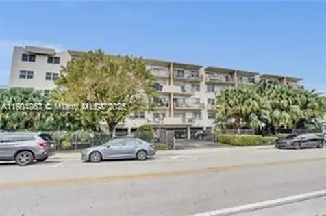 201 180th Drive Sunny Isles Beach FL 33160