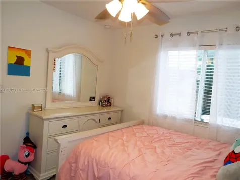 2363 SE 11th Street Homestead FL 33035