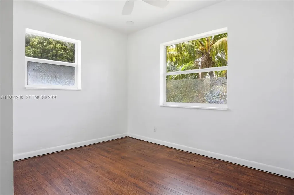 2280 SW 43rd Avenue Fort Lauderdale FL 33317