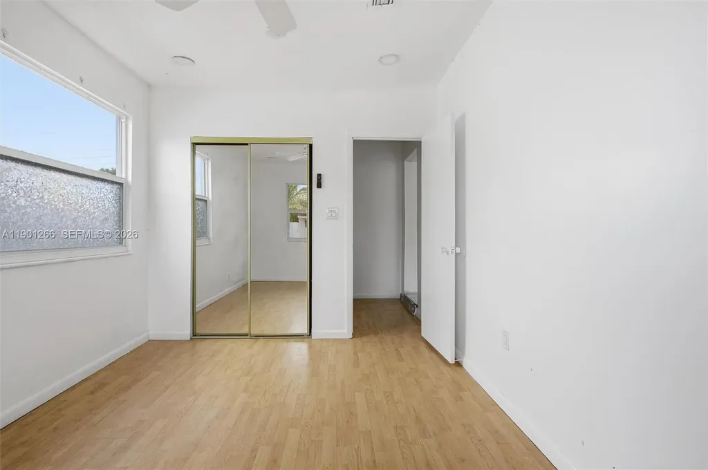 2280 SW 43rd Avenue Fort Lauderdale FL 33317