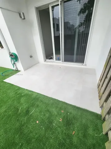 7227 NW 103rd Path Doral FL 33178