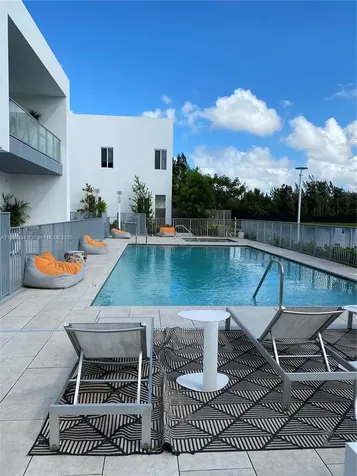 7227 NW 103rd Path Doral FL 33178