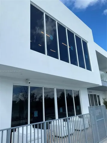 7227 NW 103rd Path Doral FL 33178