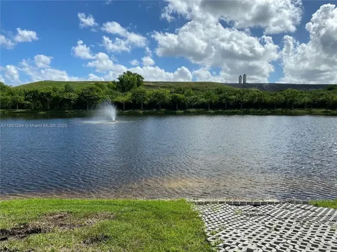 7227 NW 103rd Path Doral FL 33178