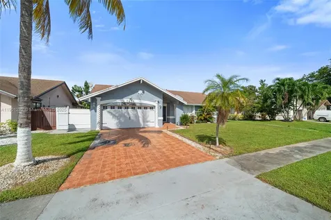 7461 NW 36th Street Lauderhill FL 33319