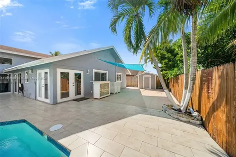 7461 NW 36th Street Lauderhill FL 33319