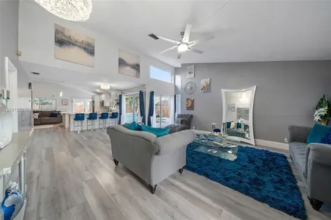 7461 NW 36th Street Lauderhill FL 33319