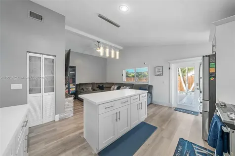 7461 NW 36th Street Lauderhill FL 33319