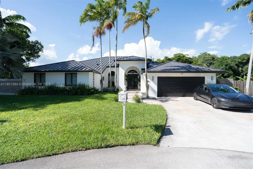 7761 SW 185th Street Cutler Bay FL 33157