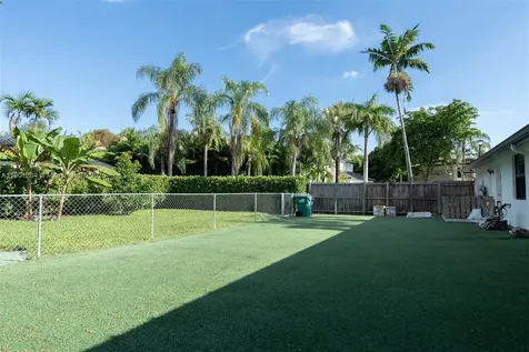 7761 SW 185th Street Cutler Bay FL 33157