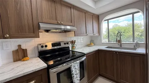 9440 W Flagler Street Miami FL 33174