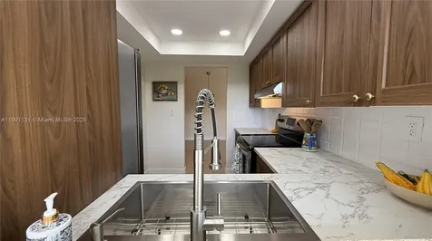 9440 W Flagler Street Miami FL 33174