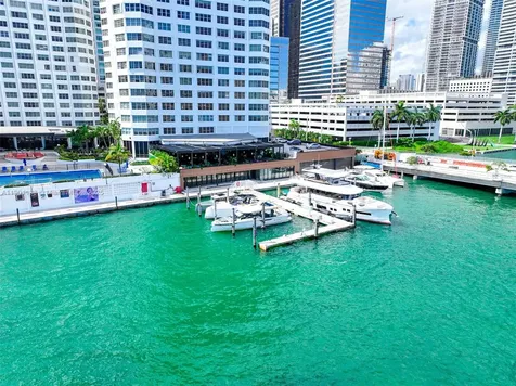 801 Brickell Bay Drive Miami FL 33131