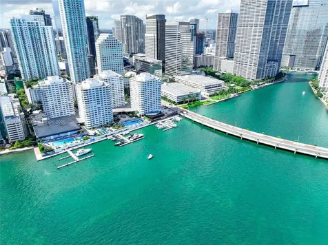 801 Brickell Bay Drive Miami FL 33131