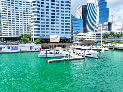 801 Brickell Bay Drive Miami FL 33131