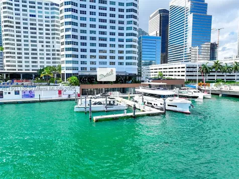 801 Brickell Bay Drive Miami FL 33131
