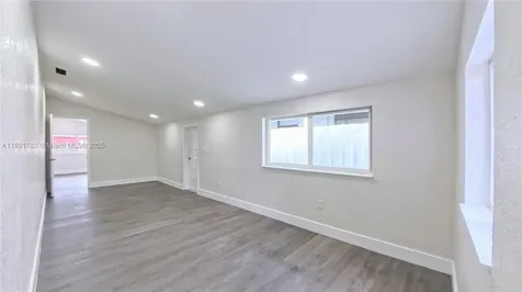 1575 W 6th Avenue Hialeah FL 33010