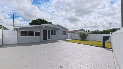 1575 W 6th Avenue Hialeah FL 33010