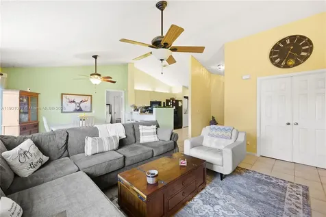 1827 N Banyan Creek Circle N Boynton Beach FL 33436