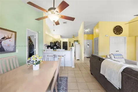 1827 N Banyan Creek Circle N Boynton Beach FL 33436