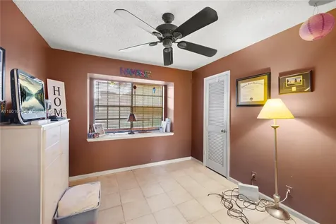 1827 N Banyan Creek Circle N Boynton Beach FL 33436