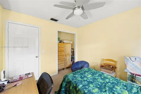 1827 N Banyan Creek Circle N Boynton Beach FL 33436