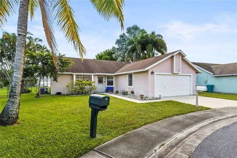 1827 N Banyan Creek Circle N Boynton Beach FL 33436
