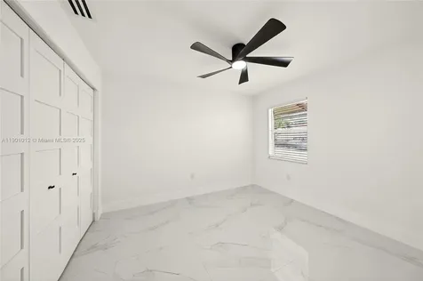5913 SW 112th Terrace Cooper City FL 33330
