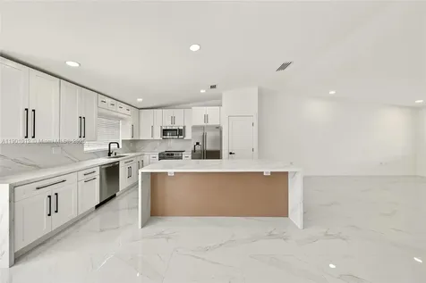 5913 SW 112th Terrace Cooper City FL 33330