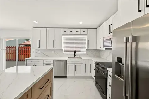 5913 SW 112th Terrace Cooper City FL 33330