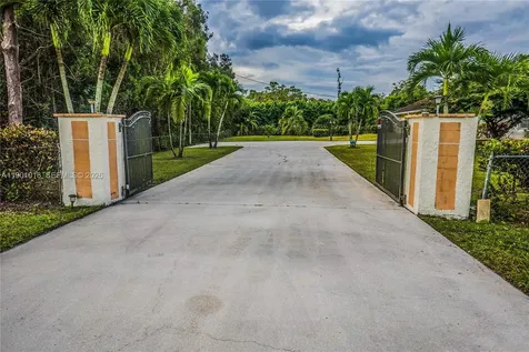 16380 Orange Boulevard Loxahatchee FL 33470