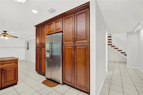 10825 SW 91st Lane Miami FL 33176