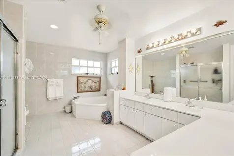 10825 SW 91st Lane Miami FL 33176