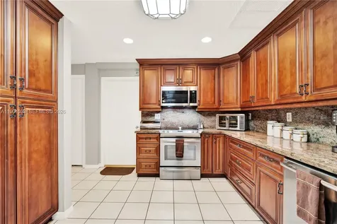 10825 SW 91st Lane Miami FL 33176