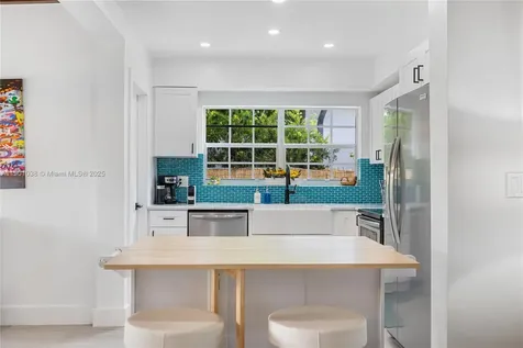 8926 Abbott Avenue Surfside FL 33154