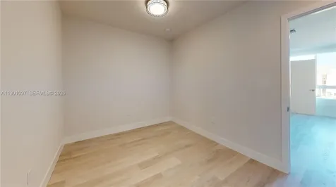2555 NE 193rd Street Miami FL 33180